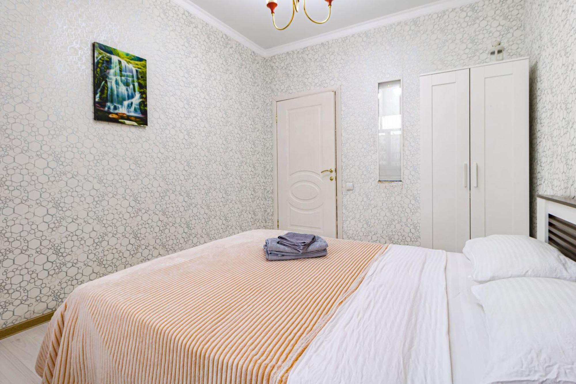 Апартаменты С Видом На Город Pavlodar Exterior foto